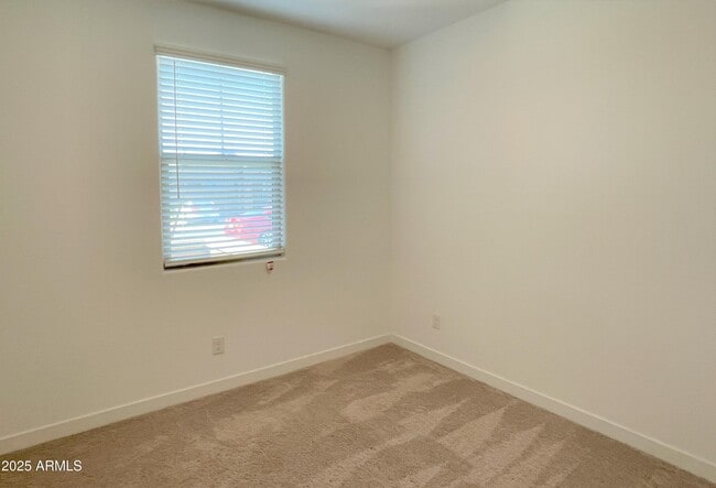 Building Photo - 8958 W Palo Verde Dr