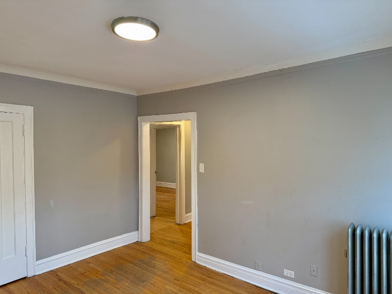 Building Photo - 6501 S Maplewood Ave