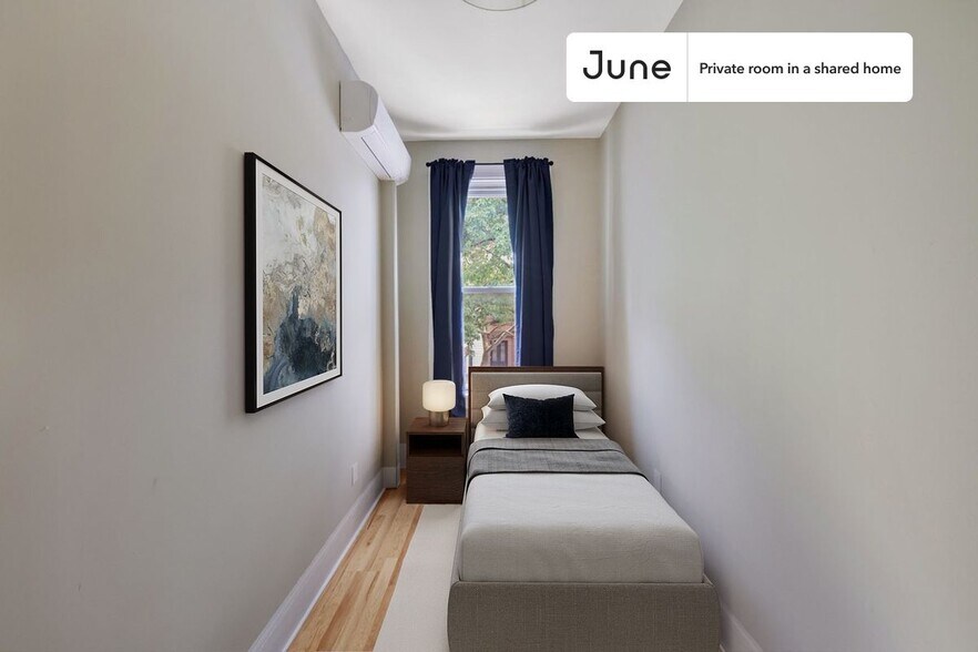 Building Photo - Room in Shared 5 bed/2 bath home