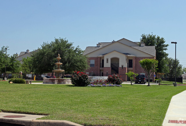 Fountains of Tomball Apartments - Fountains of Tomball