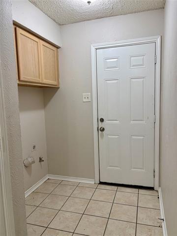 Building Photo - 3008 Townbluff Dr
