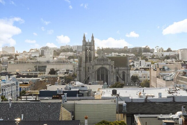 Building Photo - 19 Wilmot St