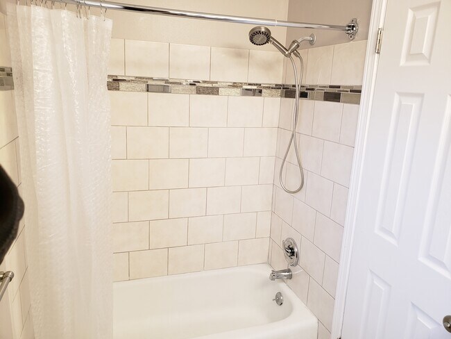 Building Photo - 5825 Balsam Rd