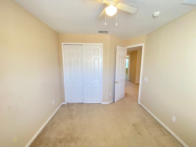 Building Photo - 519 Terrace Spring Dr