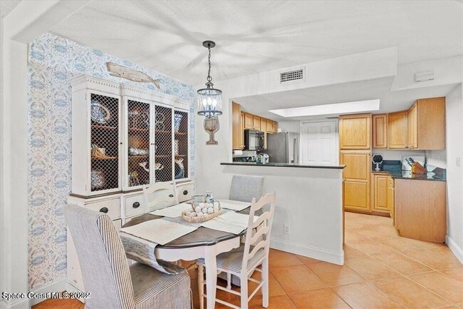 Building Photo - Satellite Beach/Indian Harbour Beach Townhouse