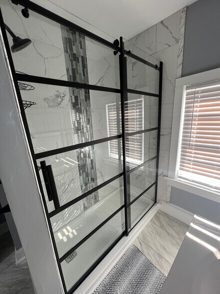 Building Photo - 205 Ashworth Pl