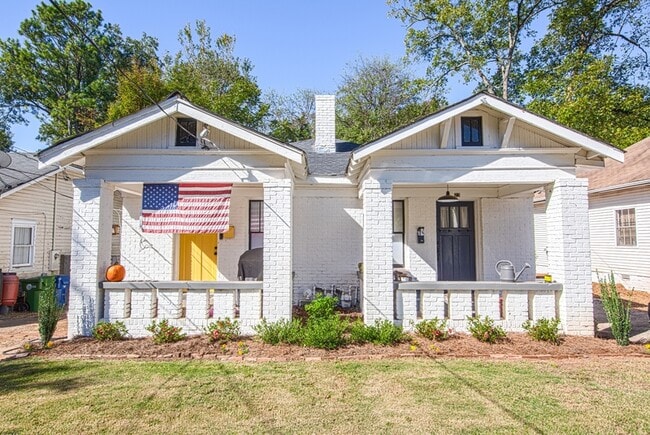 Building Photo - 23 Clifton St SE