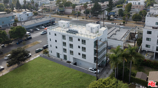 Building Photo - 4418 S Slauson Ave