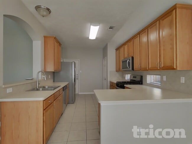 Building Photo - 3123 Spring Ranch Ln