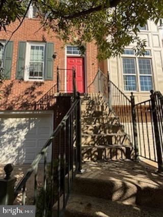 Building Photo - 9404 Regency Crest Dr