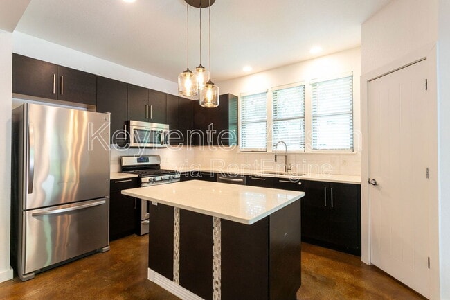 Building Photo - 3607 Marcae Ct