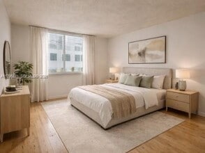 Building Photo - 126 SW 17th Rd