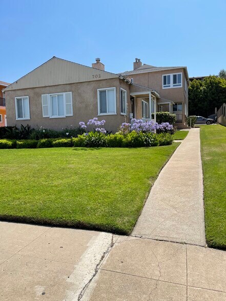 Building Photo - 702 S Pacific Coast Hwy