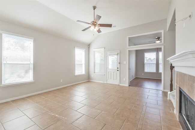 Building Photo - 15303 Paxton Landing Ln