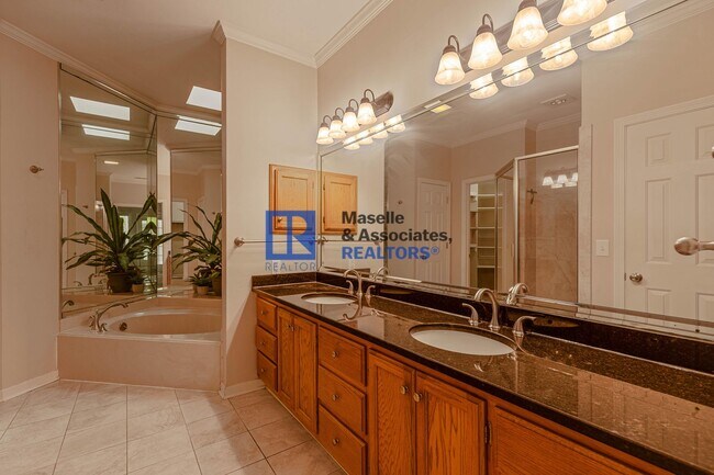 Building Photo - 4 Bed/2.5 Bath Home in Jackson in Heatherton