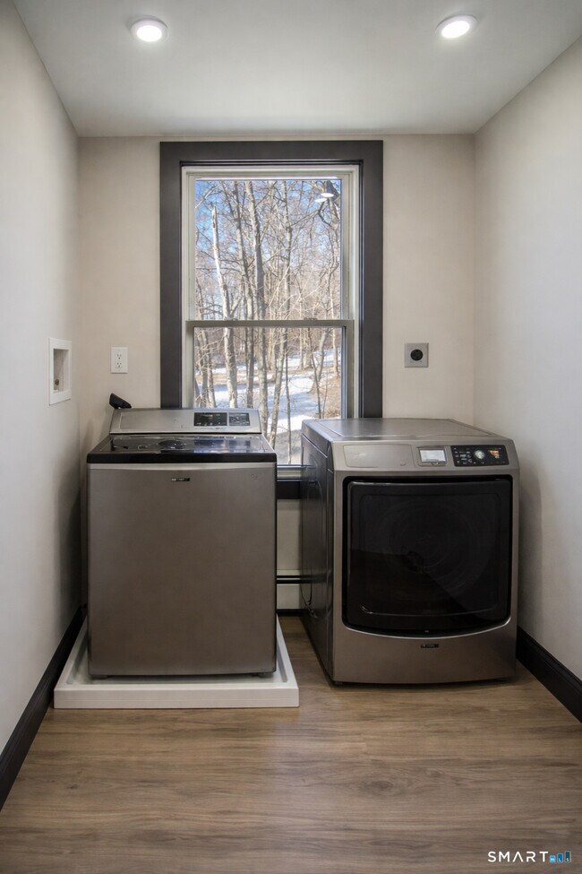 Building Photo - 133 North St