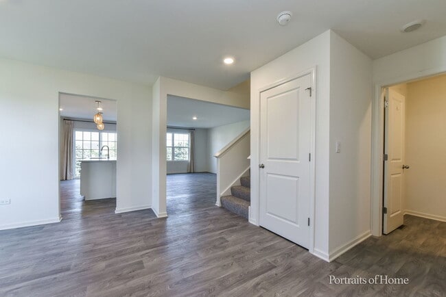 Building Photo - 2068 Canyon Creek Ct