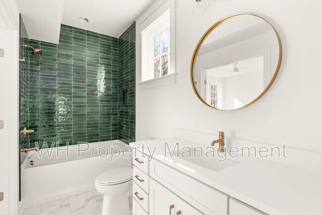 Building Photo - 500 Hobson Chapel Pl