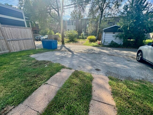 Building Photo - 4216-4218 Arsenal Street, Unit 4218