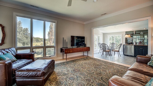 Building Photo - 752 Collins Meadow Dr