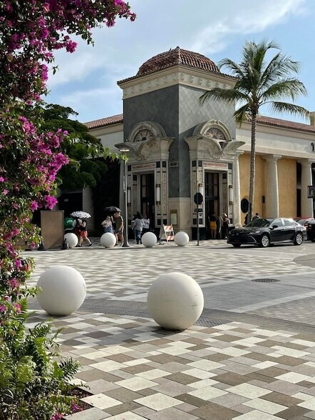 Building Photo - 550 Okeechobee Blvd