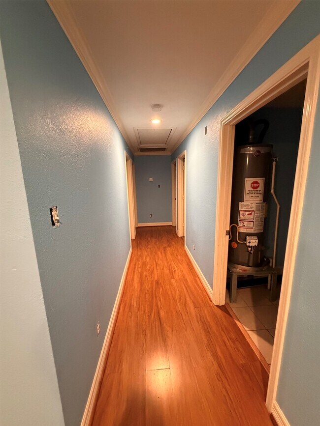 Building Photo - 110 Gans St