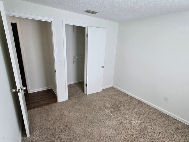 Building Photo - 11587 Gwynford Ln