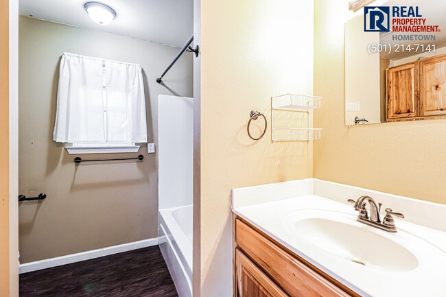 Building Photo - 3909 Tates Mill Rd