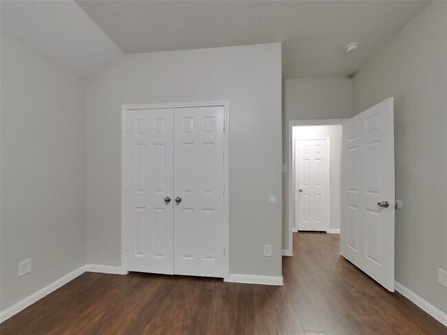 Building Photo - 21439 Palma Grove Way