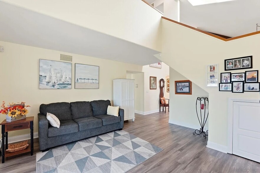 Building Photo - 7773 Eagle Ridge Dr