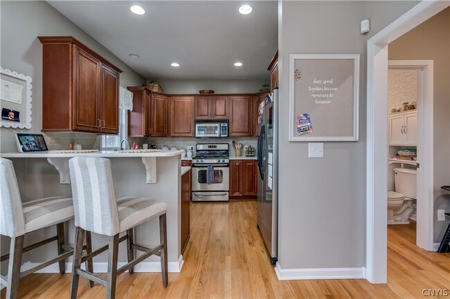 Building Photo - 117 MillCreek Ln