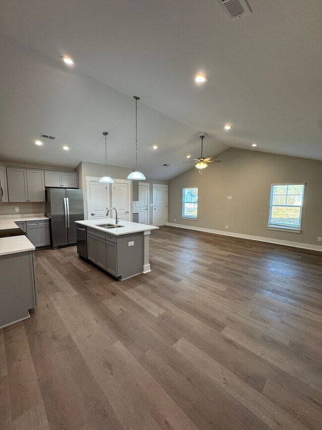 Building Photo - 135 Brawley Villas Pl