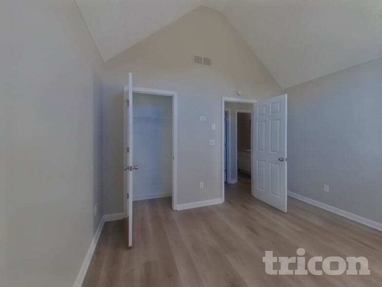 Building Photo - 162 Willow Springs Ln