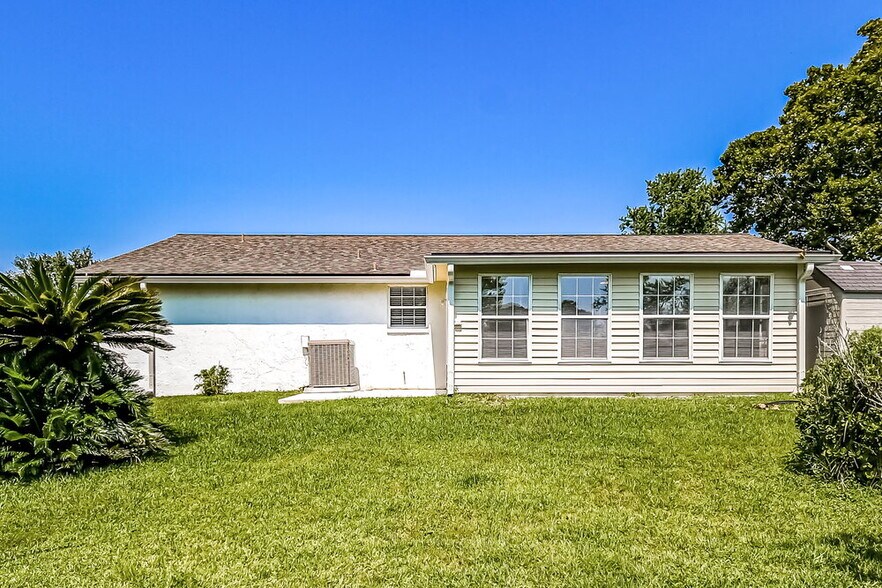 Building Photo - 2891 Gatling Blvd