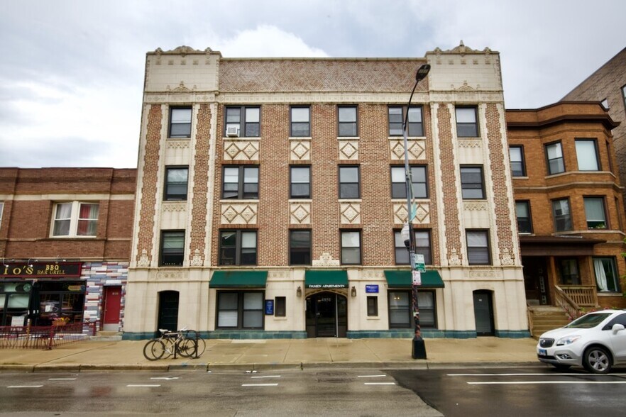 Primary Photo - 4854 N Damen Ave