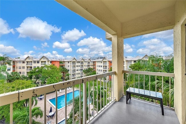 Building Photo - 8120 Geneva Ct