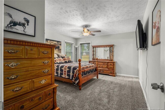 Building Photo - 106 Bluejay Ct