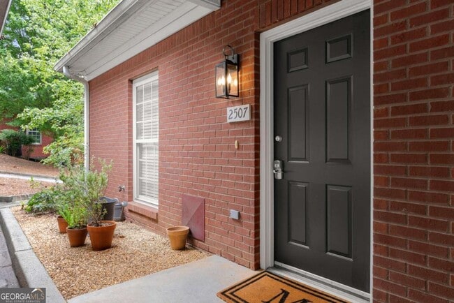 Building Photo - 2507 Terrace View NW