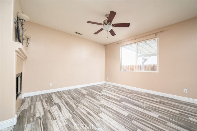 Building Photo - 12833 Biscayne Ave