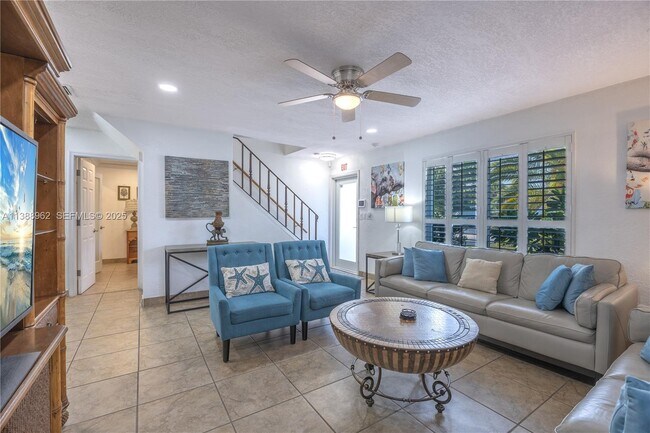 Building Photo - 1690 NE 25th Ave