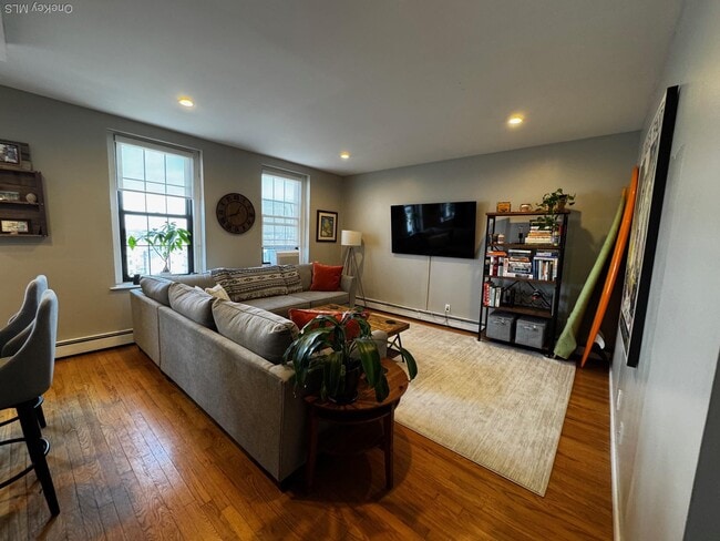 Building Photo - 310 Riverside Blvd