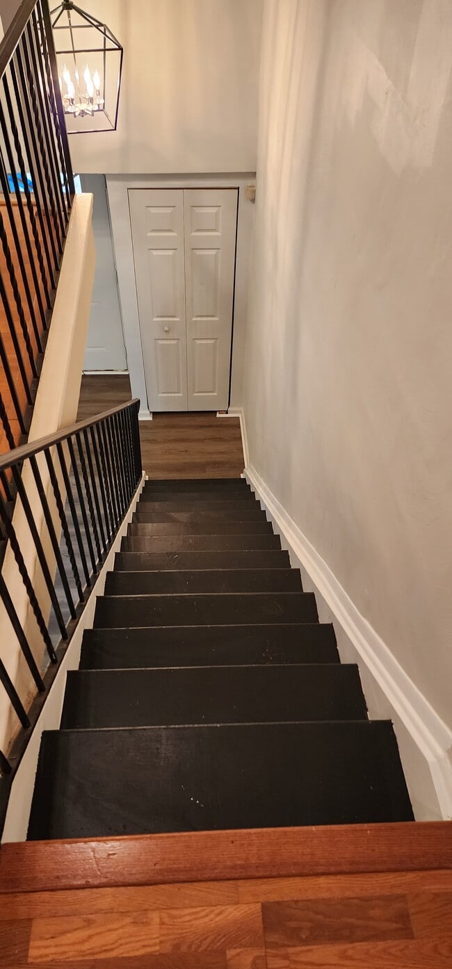 Staircase - 5620 Colter Ct