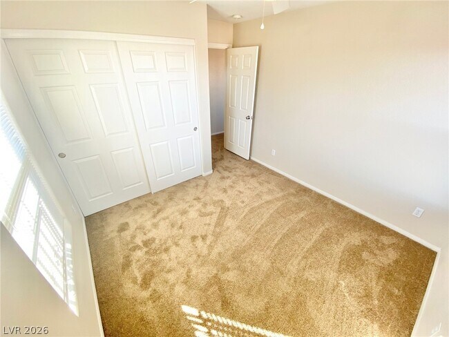 Building Photo - 8569 Rhamus Ct
