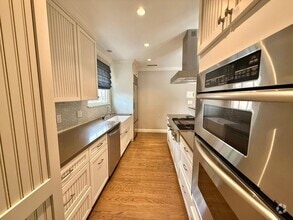 Building Photo - Rare Opportunity in the Heart of South Pas...
