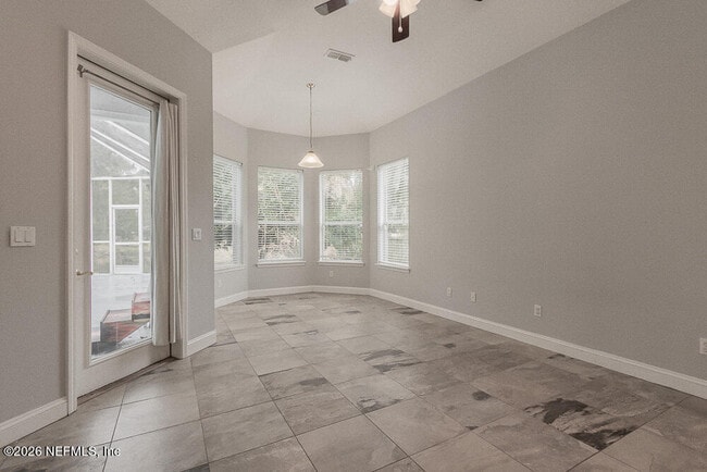 Building Photo - 5466 River Trail Rd N