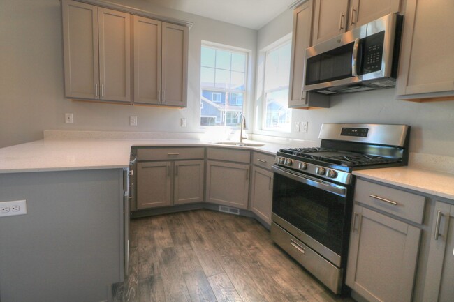 Building Photo - $200 Off First Month Rent! Stunning Lehi Home