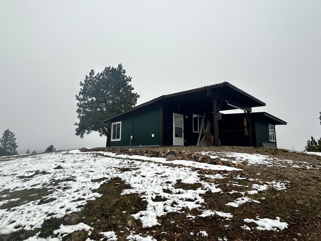 Building Photo - Cozy 1-Bed Cabin on 30 Private Acres – Incredible Views & Outdoor Access