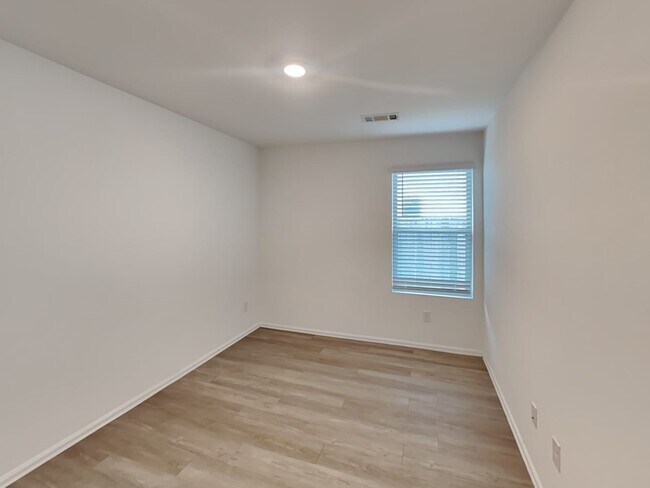 Building Photo - 22287 Stoney Ravine Dr