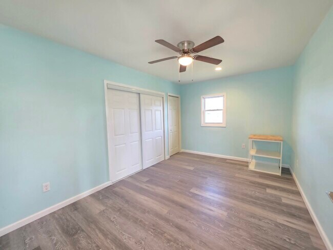 Building Photo - 22931 Steele Dr
