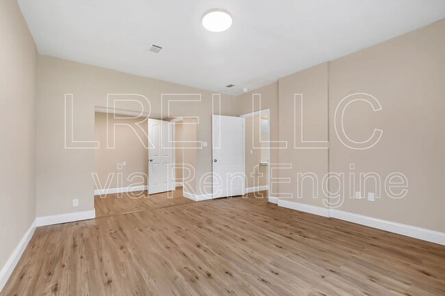 Building Photo - 114 N 18th St